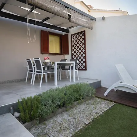 Apartamento Summer Breeze With Private Garden And Grill *